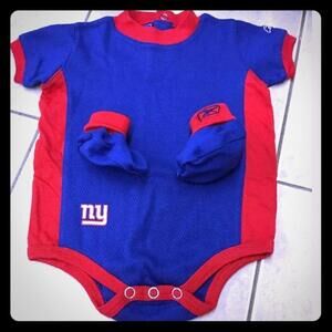 🍁NY Giants NFL Reebok 24 Mo Onesie & booties NWOT🍁